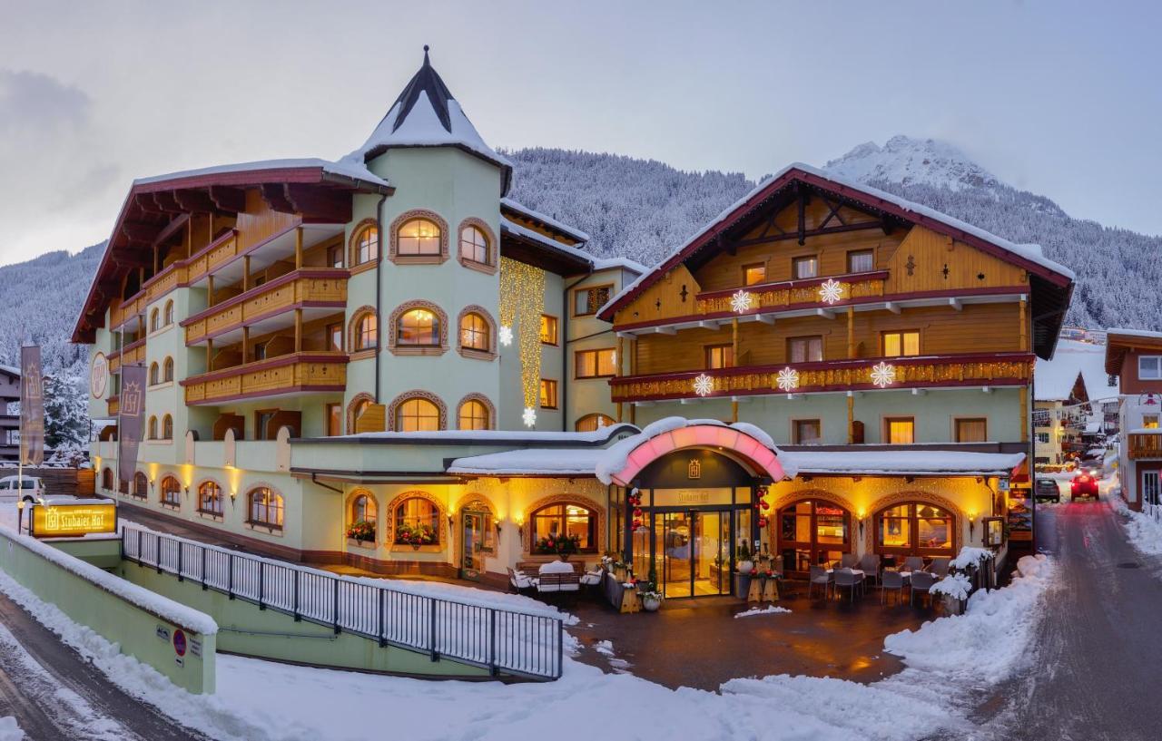 Alpinresort Stubaierhof ****S 富尔普梅斯 外观 照片