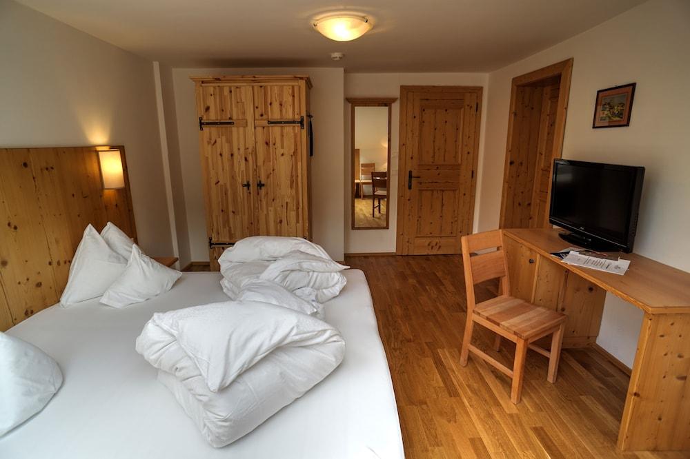 Alpinresort Stubaierhof ****S 富尔普梅斯 外观 照片
