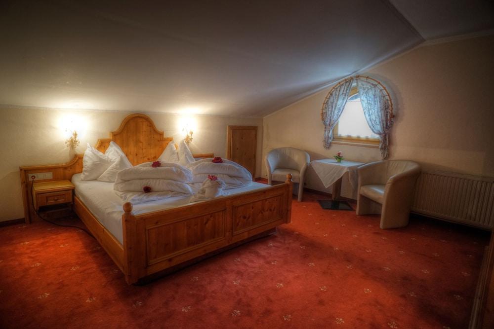 Alpinresort Stubaierhof ****S 富尔普梅斯 外观 照片