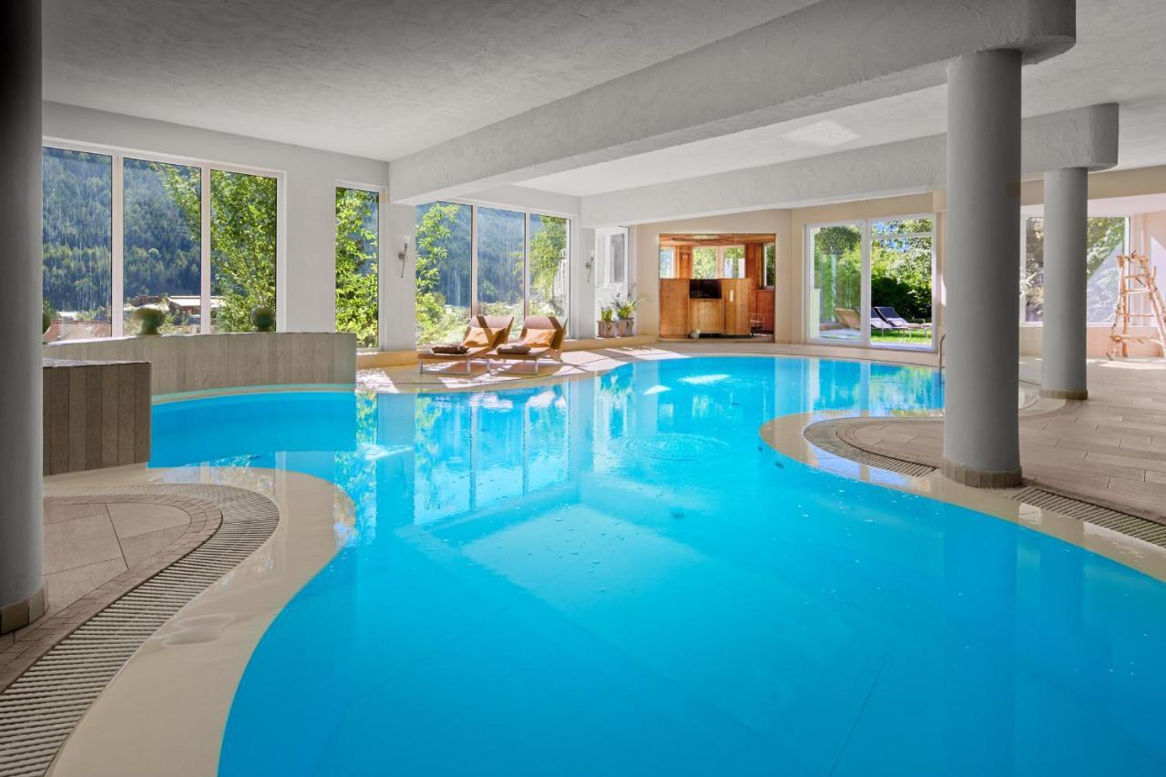 Alpinresort Stubaierhof ****S 富尔普梅斯 外观 照片