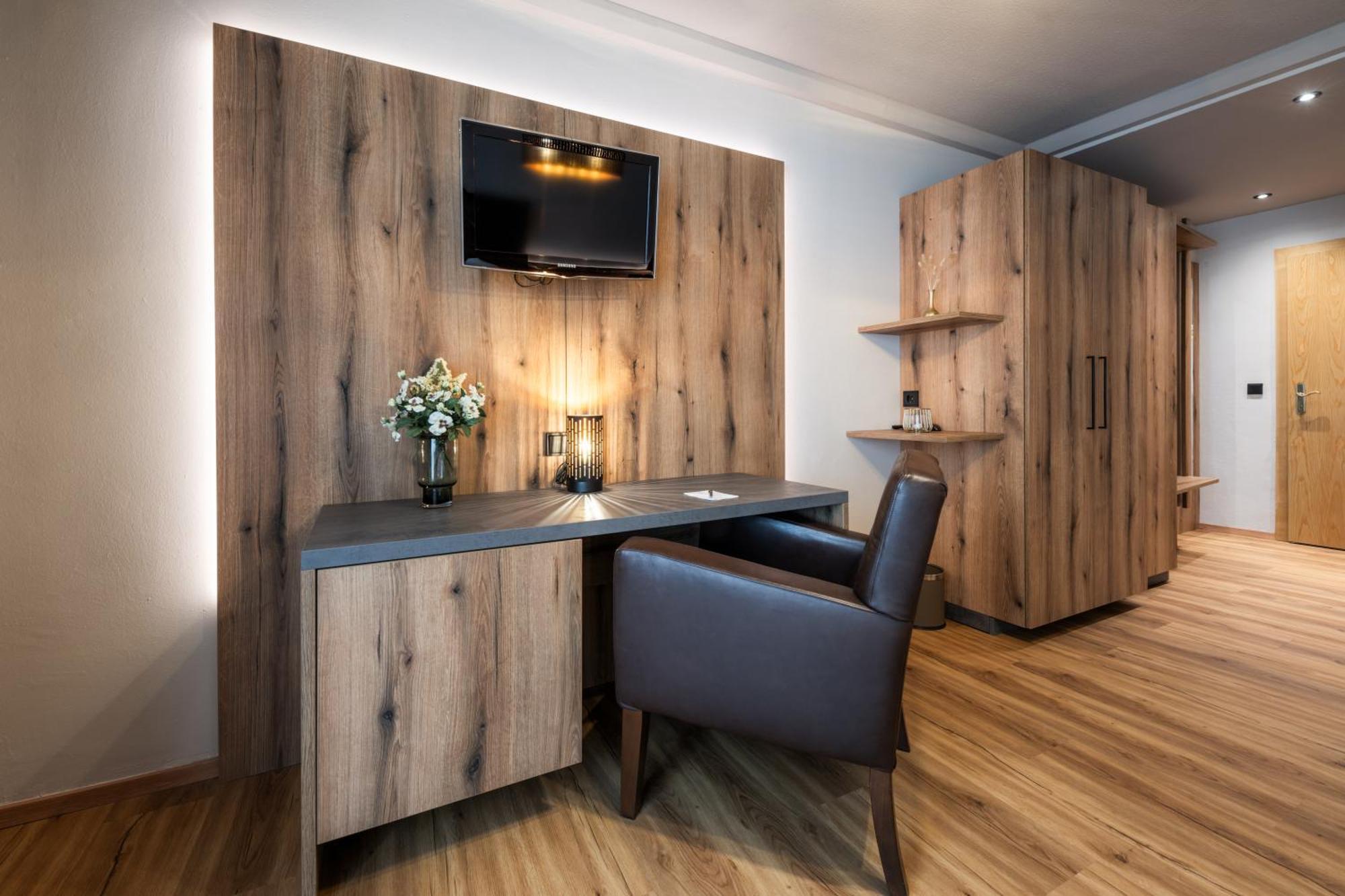 Alpinresort Stubaierhof ****S 富尔普梅斯 外观 照片
