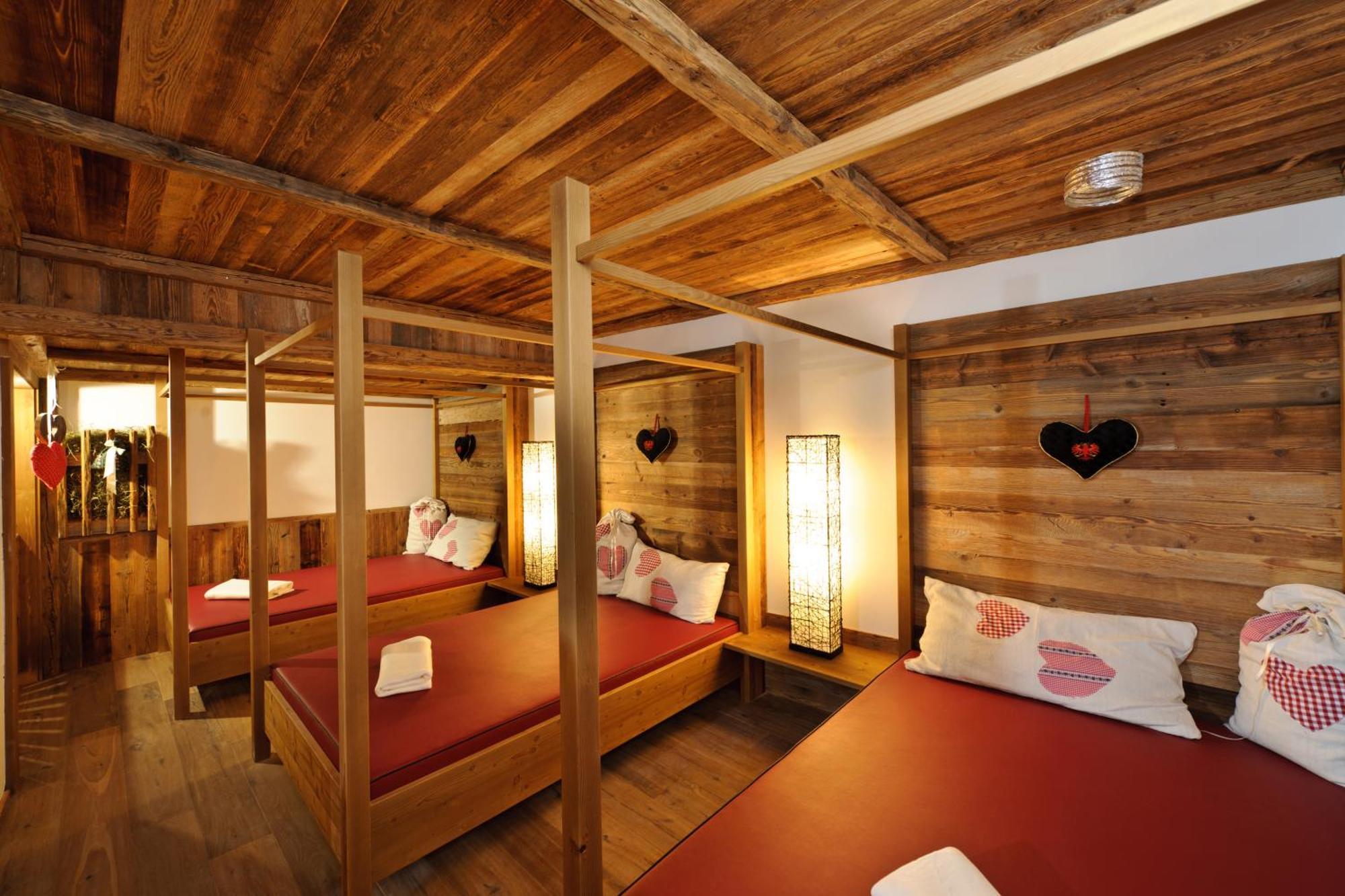 Alpinresort Stubaierhof ****S 富尔普梅斯 外观 照片