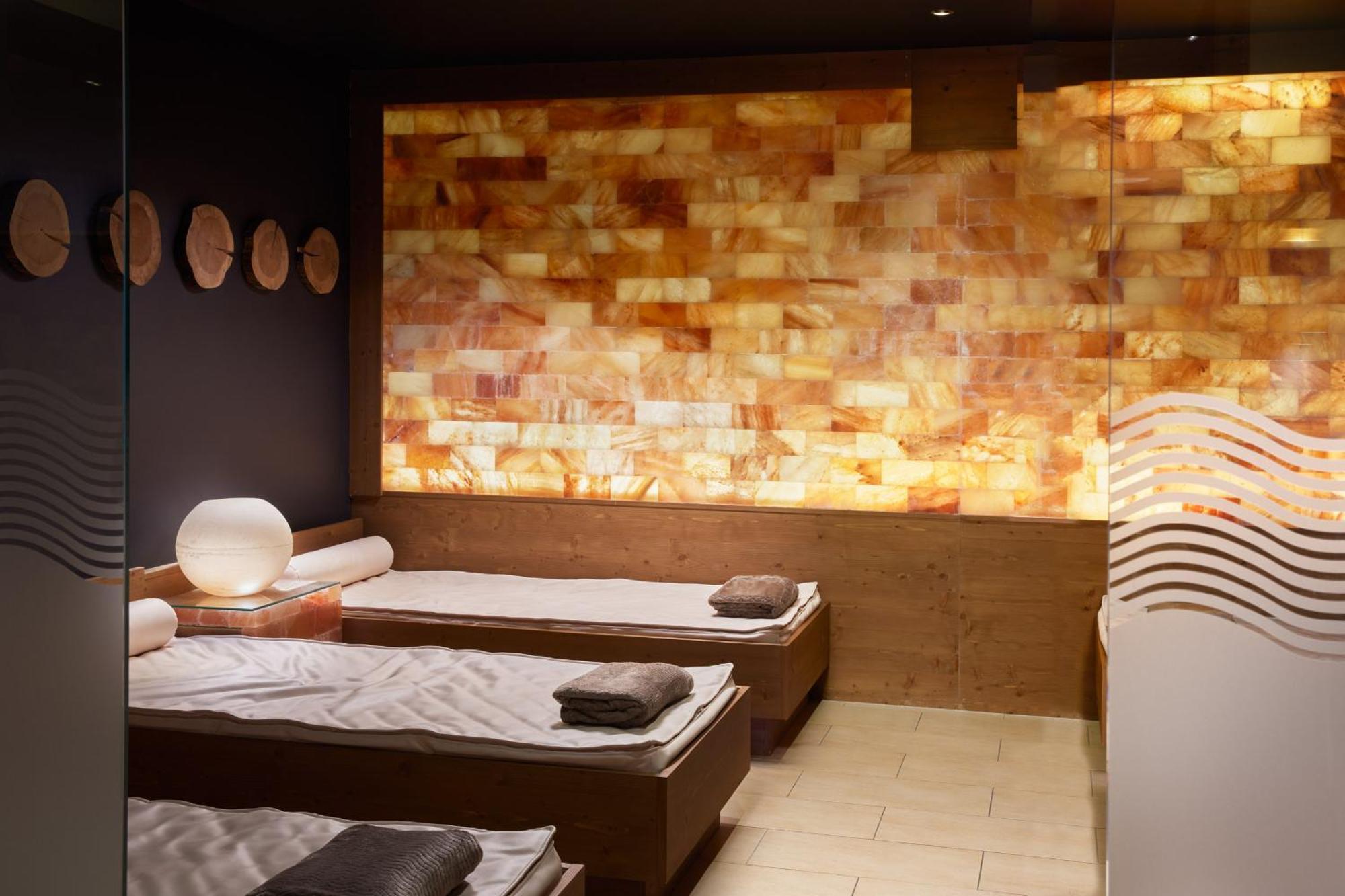 Alpinresort Stubaierhof ****S 富尔普梅斯 外观 照片